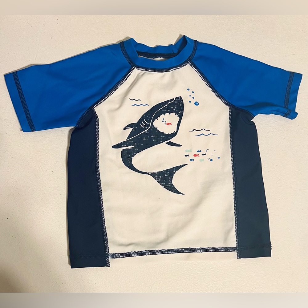 Toddler/Baby Boy’s Circo Brand Short Sleeve Shark Rashguard Swim Top sz 9 months